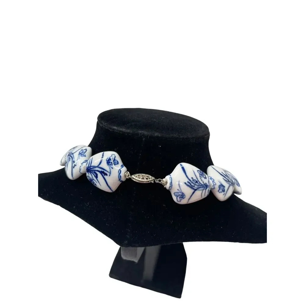 Vintage Chinese Export Beaded Porcelain Necklace Knotted Blue White
